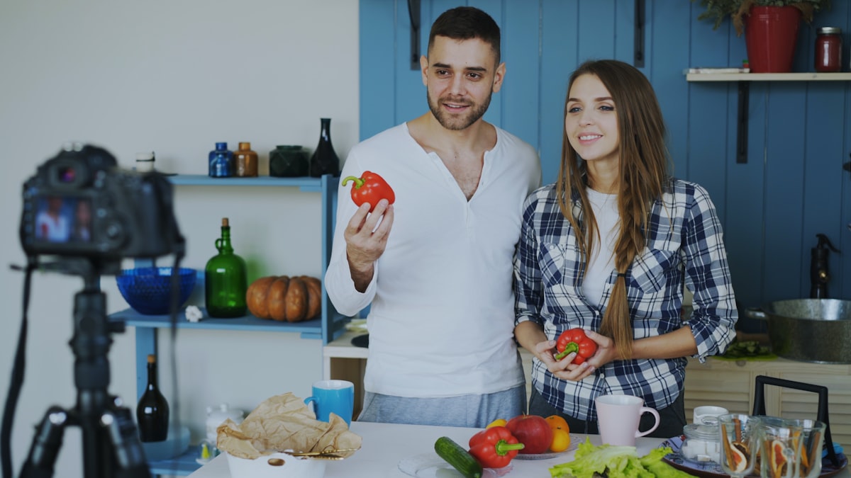 Nutricionista i klijent razgovaraju o planu ishrane
